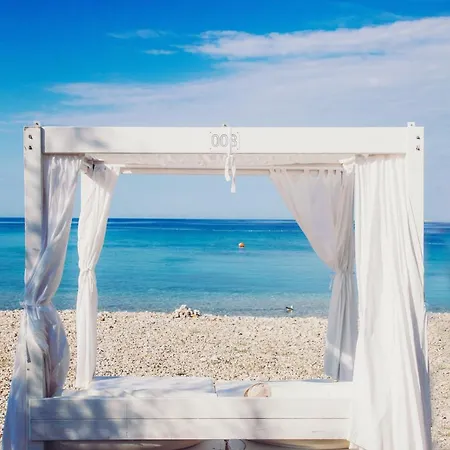 Mon Perin Castrum - Ivan Appartement Bale