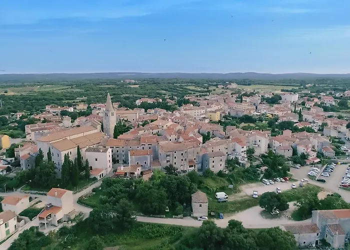 Mon Perin Castrum - Ivan Apartment